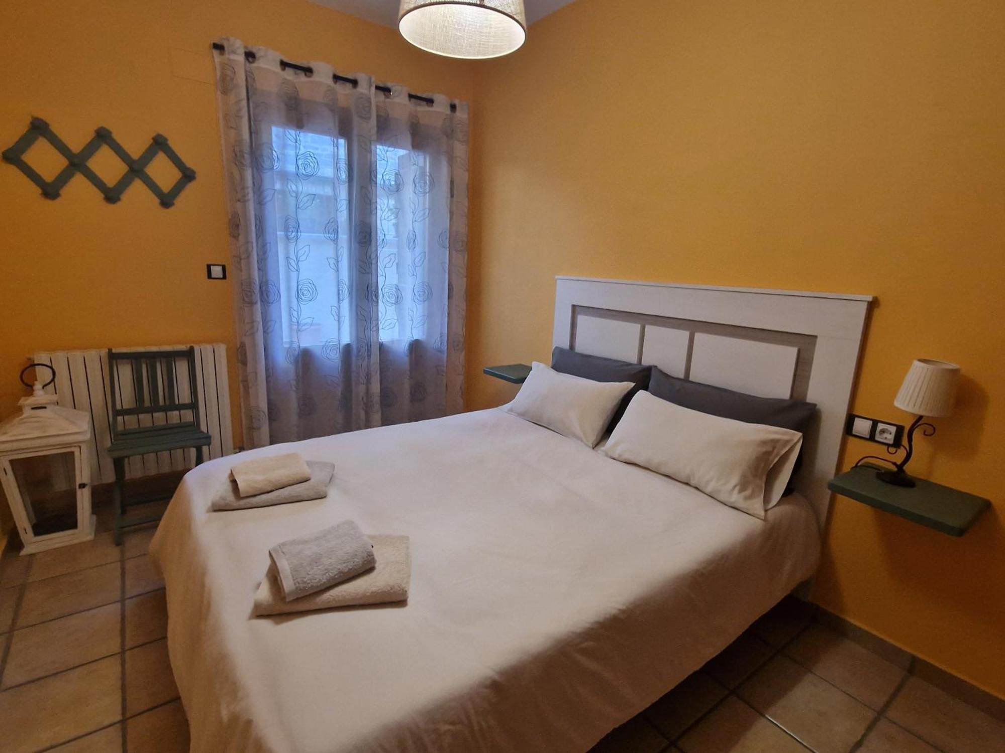 Casa Che Playa & Montana Biescas Apartment ภายนอก รูปภาพ